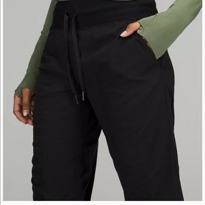 Lululemon dance jogger NWOT
